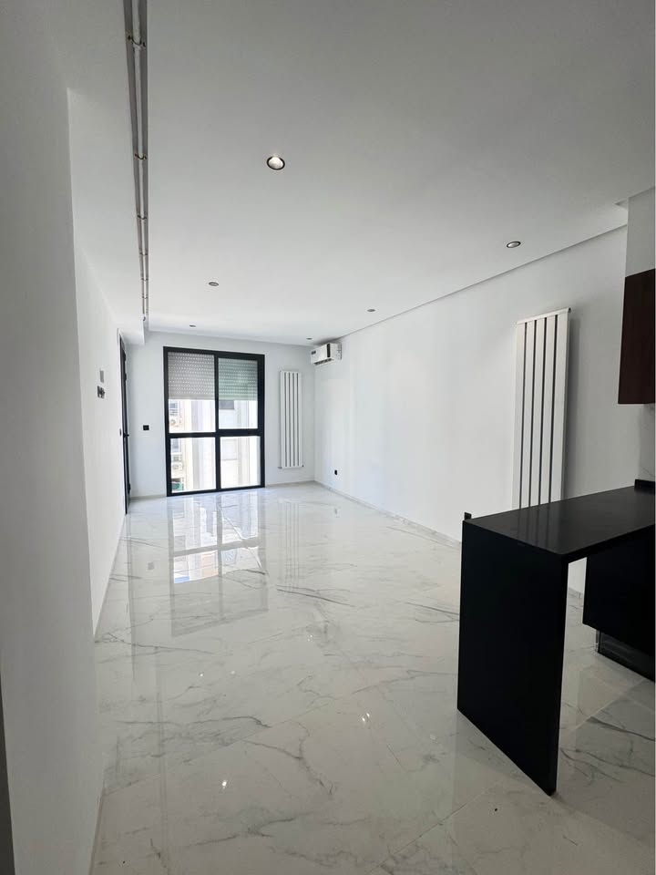 La Marsa&nbsp;El Aouina&nbsp;Location&nbsp;Appart. 1 pi�ce&nbsp;S1 jamais habit�  nouvelle soukra