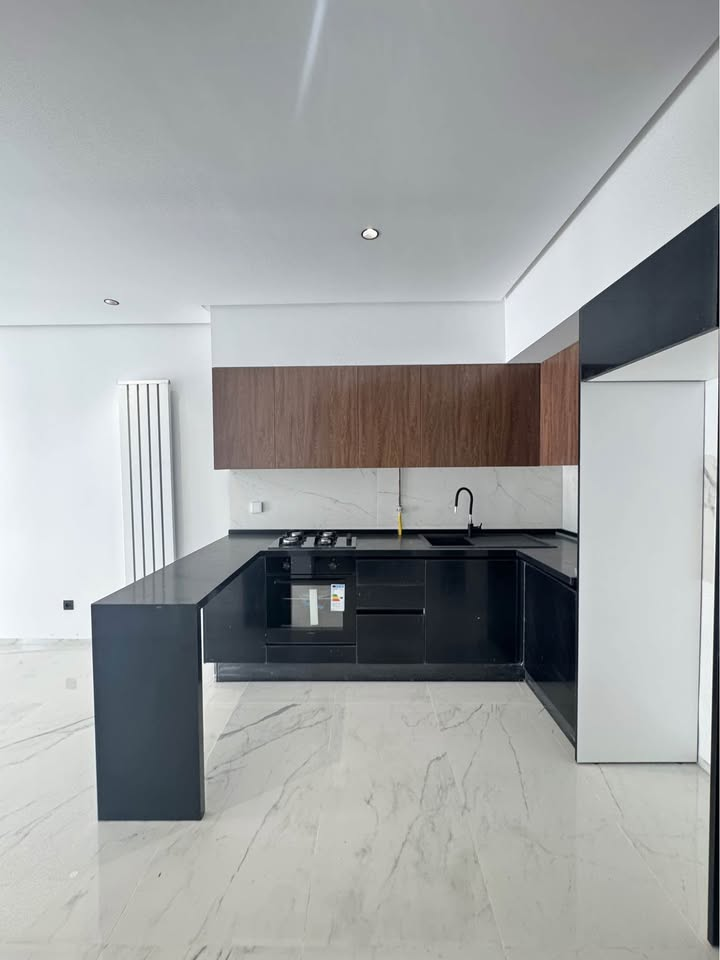 La Marsa&nbsp;El Aouina&nbsp;Location&nbsp;Appart. 1 pi�ce&nbsp;S1 jamais habit�  nouvelle soukra