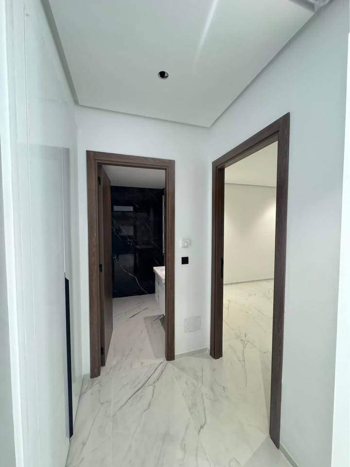 La Marsa&nbsp;El Aouina&nbsp;Location&nbsp;Appart. 1 pi�ce&nbsp;S1 jamais habit�  nouvelle soukra