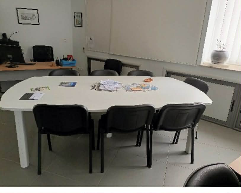 Cite El Khadra&nbsp;Zone urbaine nord&nbsp;Location&nbsp;Appart. 3 pi�ces&nbsp;Bureau  au cercle de bureau