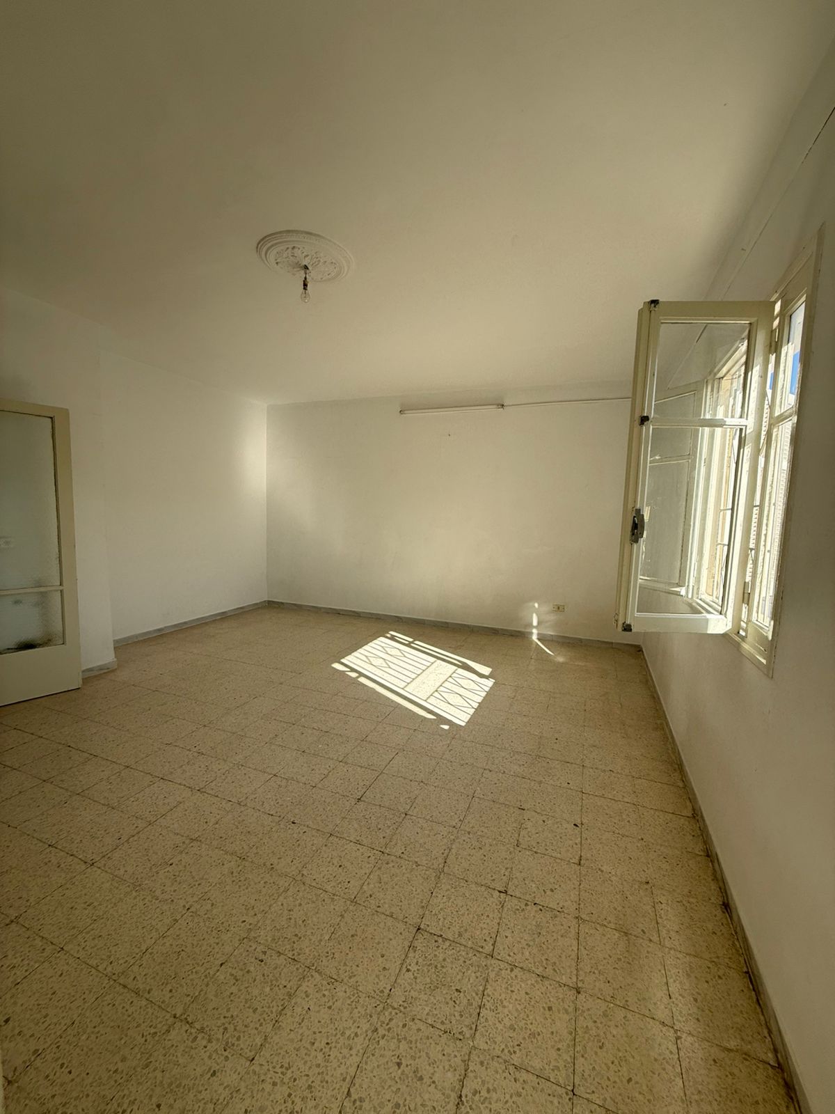 Mannouba&nbsp;La Mannouba&nbsp;Vente&nbsp;Appart. 4 pi�ces&nbsp;Appartement  s plus 3   manouba centre