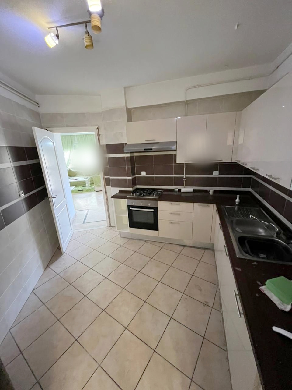 Mnihla&nbsp;Jardins d'el Menzah&nbsp;Vente&nbsp;Appart. 2 pi�ces&nbsp;Tr�s spacieux appt s1 aux jardins d'el menzah