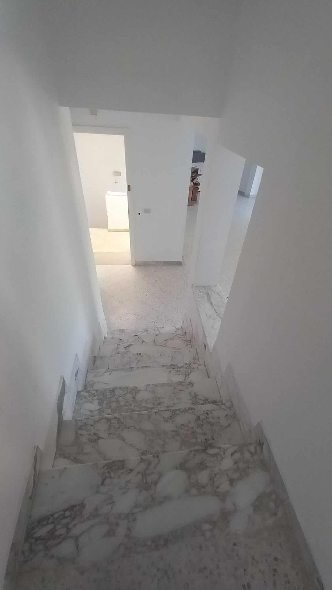 Ariana Ville&nbsp;Cite Ennasr 2&nbsp;Location&nbsp;Duplex&nbsp;Duplex s3 avec garage � cit� ennasr 2