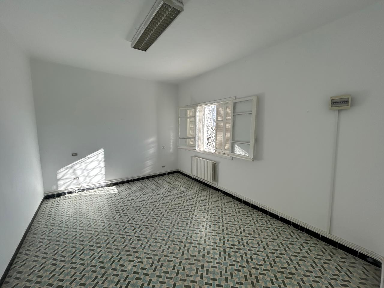 Ariana Ville&nbsp;Borj El Baccouche&nbsp;Location&nbsp;Appart. 3 pi�ces&nbsp;Bureau  ariana loc