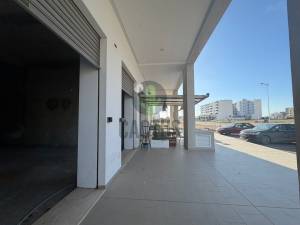 Nabeul&nbsp;Cite Universitaire&nbsp;Location&nbsp;Appart. 1 pi�ce&nbsp;  un local commercial de 30m ref658a