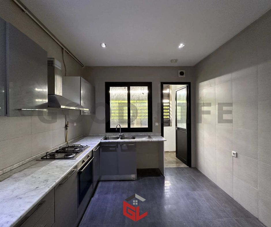 La Marsa&nbsp;Cite Du Stade&nbsp;Location&nbsp;Appart. 4 pi�ces&nbsp;S3 avec jardin � la marsa