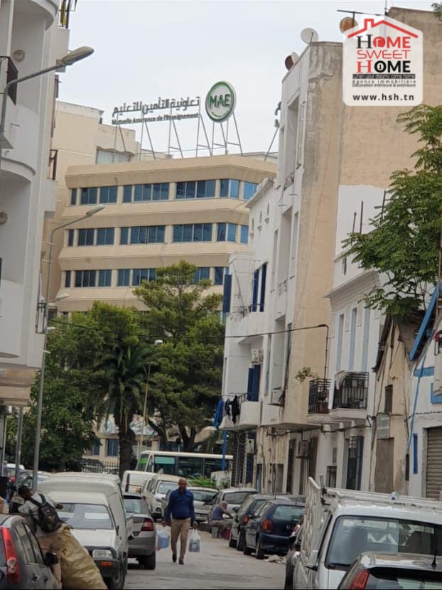 Bab Bhar&nbsp;Bab Bhar&nbsp;Vente&nbsp;Appart. 5 pi�ces+&nbsp;Immeuble silvana � bab el khadhra