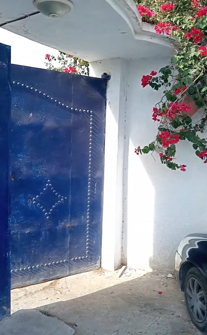 Beni Khalled&nbsp;Beni Khalled&nbsp;Terrain&nbsp;Terrain agricole&nbsp;Ferme b �quip�e