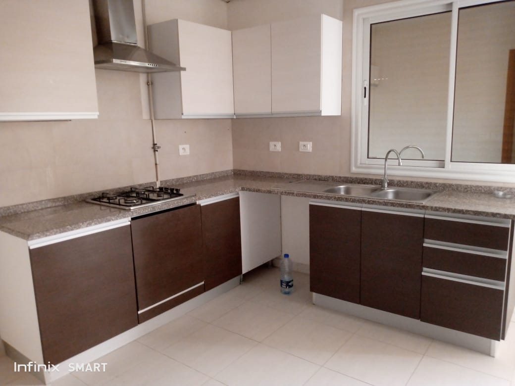 Le Bardo&nbsp;Le Bardo&nbsp;Location&nbsp;Appart. 3 pi�ces&nbsp;Grand appartement tr�s haut standing cit� skik