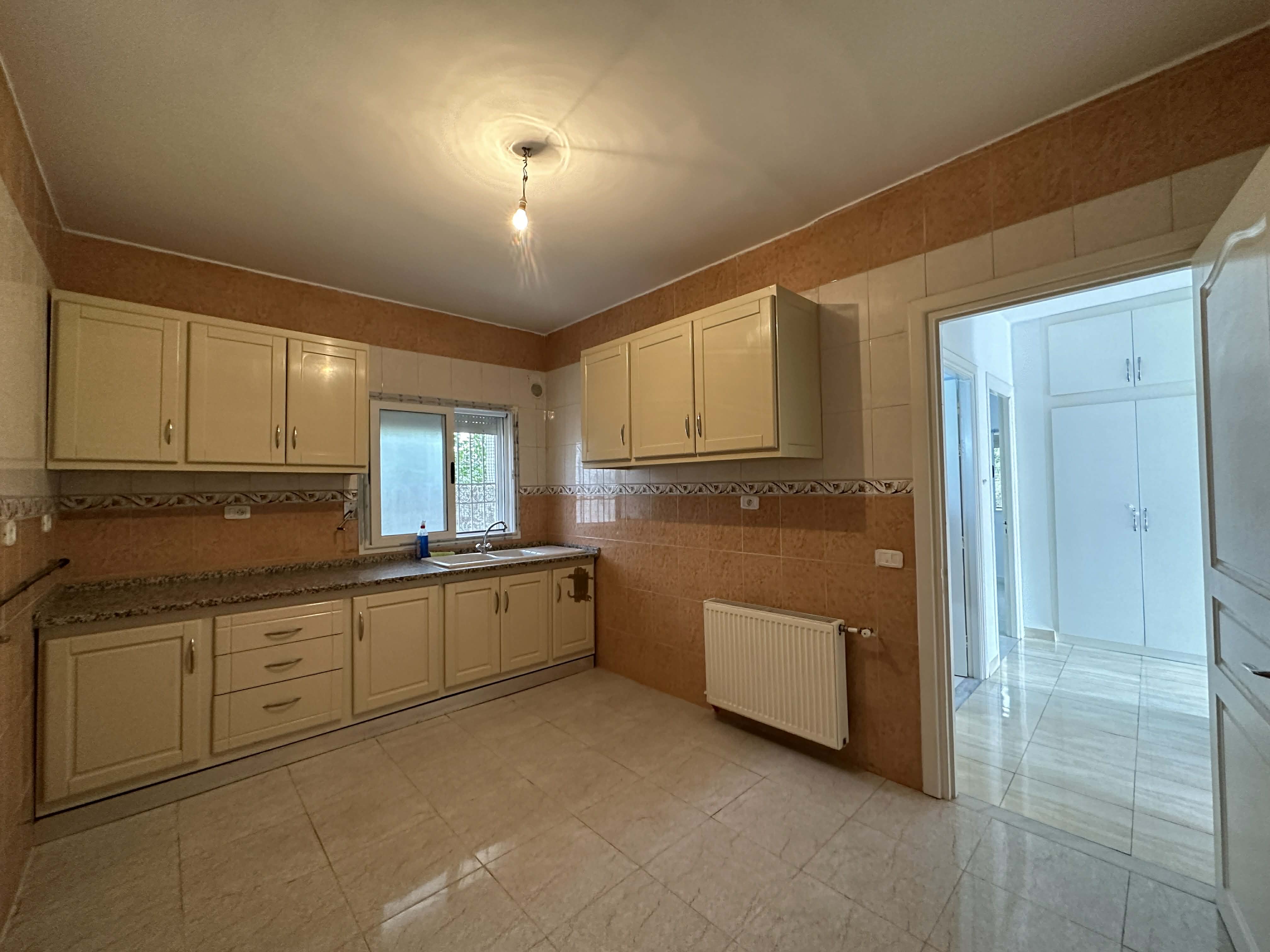 Ariana Ville&nbsp;El Menzah 5&nbsp;Location&nbsp;Appart. 3 pi�ces&nbsp;Rez de chauss�e de villa s2 avec jardin � menzah 5