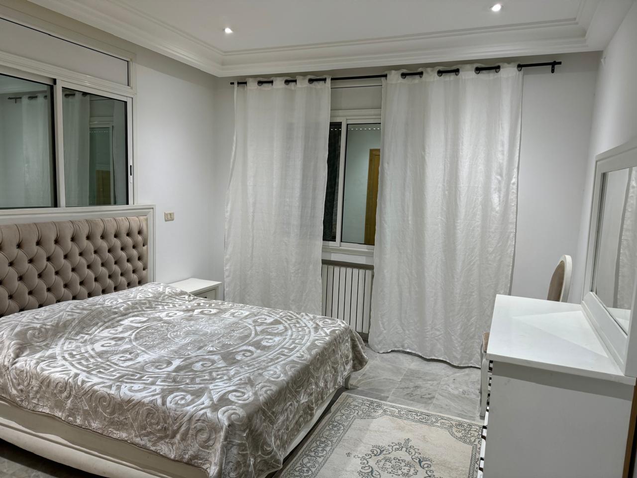 La Marsa&nbsp;Berge Du Lac&nbsp;Location&nbsp;Appart. 4 pi�ces&nbsp;Joli appartement s3 meubl� au lac 2