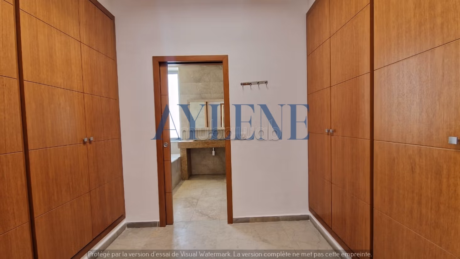 La Marsa&nbsp;Berge Du Lac&nbsp;Location&nbsp;Maisons&nbsp;Une magnifique villa s5 avec piscine au lac 2