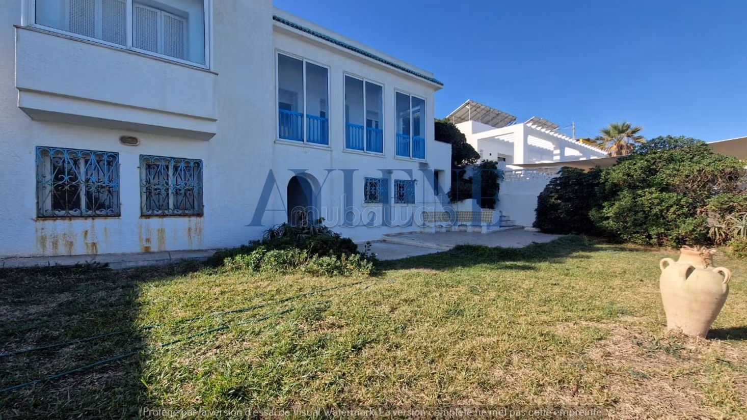 La Marsa&nbsp;Marsa Erriadh&nbsp;Location&nbsp;Appart. 3 pi�ces&nbsp;Une magnifique villa s3 pieds dans l'eau