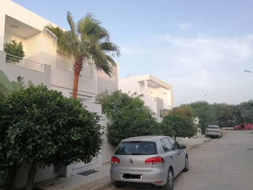 Raoued&nbsp;Cite Des Juges&nbsp;Terrain&nbsp;Terrain nu&nbsp;Flamand rose village titre bleu individuel