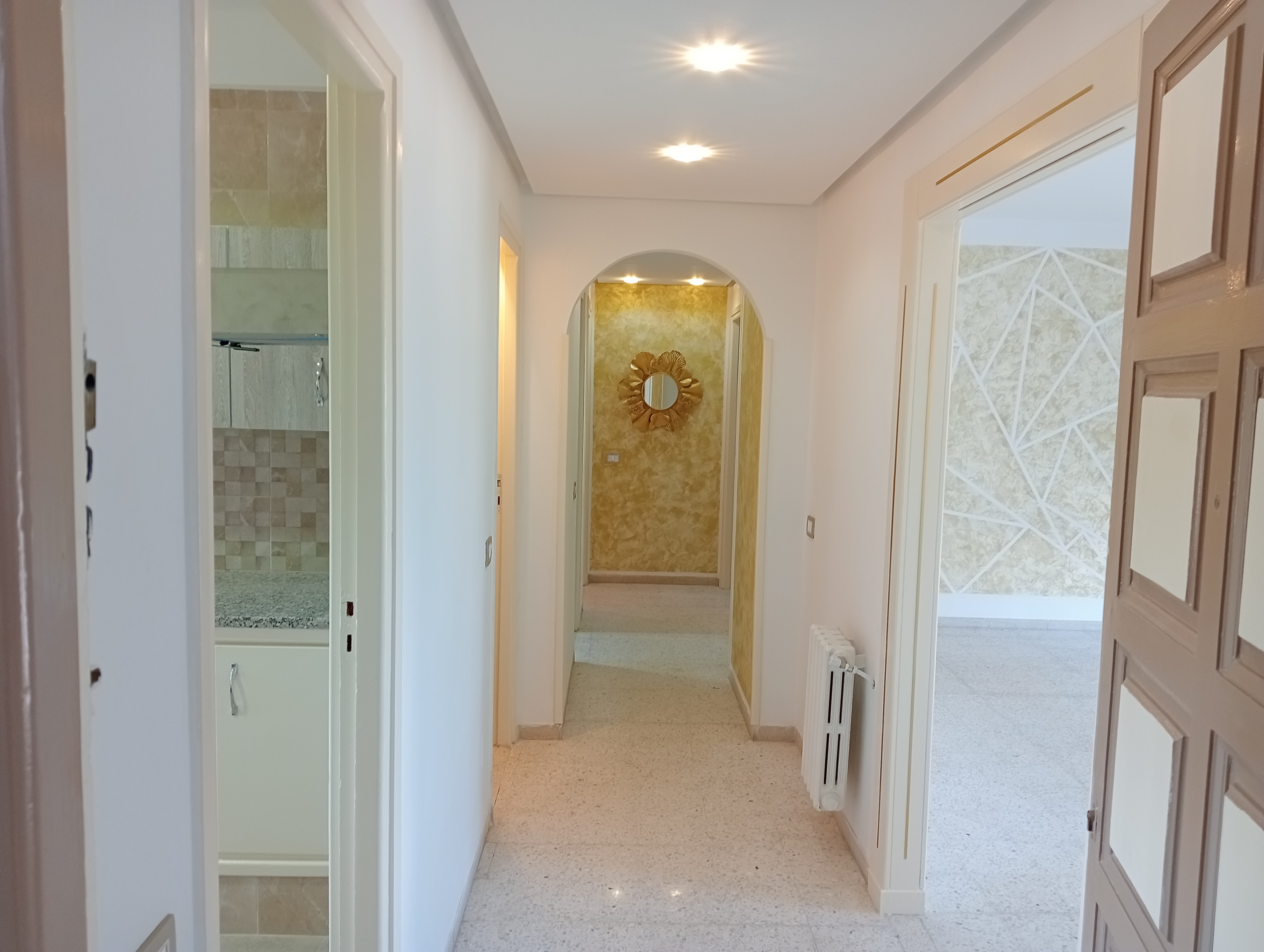 Monastir&nbsp;Monastir&nbsp;Location&nbsp;Appart. 3 pi�ces&nbsp;S2 r�nov� votre ville dans imm convoit�