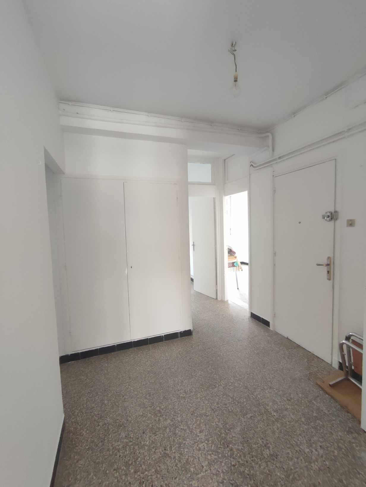 El Menzah&nbsp;El Menzah 1&nbsp;Location&nbsp;Appart. 4 pi�ces&nbsp;S3 bon emplacement menzah1