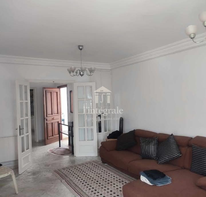 Ariana Ville&nbsp;Cite Ennasr 2&nbsp;Location&nbsp;Appart. 4 pi�ces&nbsp;S3 vide enasser2