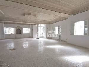 Ariana Ville&nbsp;El Menzah 8&nbsp;Location&nbsp;Maisons&nbsp;Villa s6 de 600 m2  menzah 8