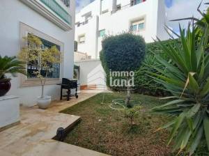 Mnihla&nbsp;Jardins d'el Menzah&nbsp;Vente&nbsp;Appart. 1 pi�ce&nbsp;Triplex avec piscine aux  jardins del