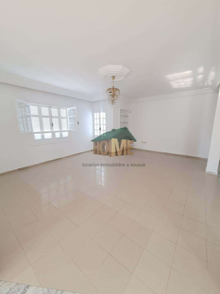 Sousse Jaouhara&nbsp;Cite Sahloul&nbsp;Location&nbsp;Appart. 3 pi�ces&nbsp;Etage de villa a sahloul