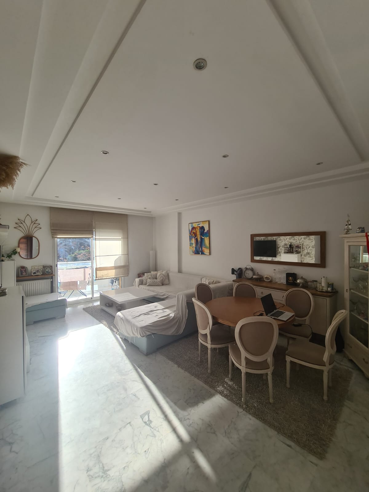 Ain Zaghouan&nbsp;Jardins de Carthage&nbsp;Location&nbsp;Appart. 2 pi�ces&nbsp;Appartement lumineux avec double parking