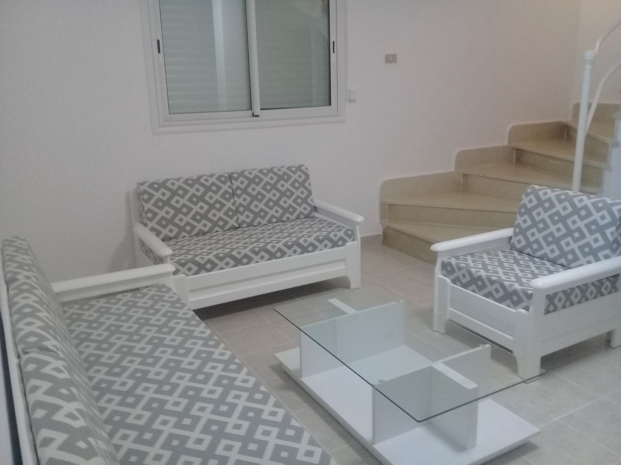 Bizerte Nord&nbsp;Bizerte&nbsp;Location&nbsp;Appart. 2 pi�ces&nbsp;Studio longue dur�e � corniche bizerte