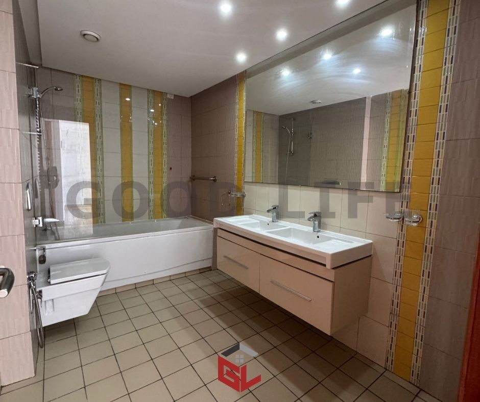 La Marsa&nbsp;Berge Du Lac&nbsp;Location&nbsp;Duplex&nbsp;Duplex en s3 avec chambre de service au lac 2