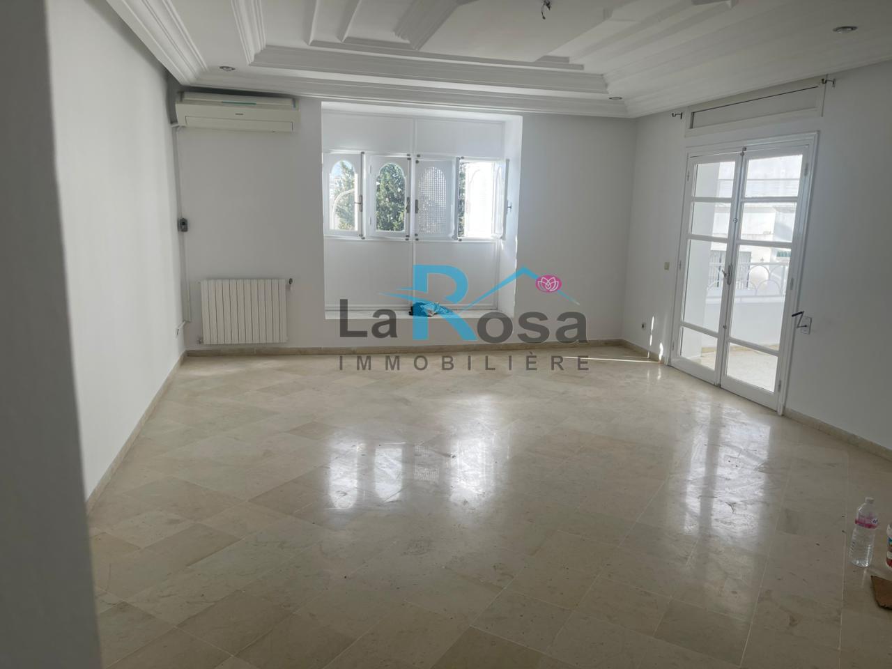 Mnihla&nbsp;Cite Ennasr&nbsp;Location&nbsp;Appart. 4 pi�ces&nbsp;Un spacieux appartement s3 sans vis � vis � ennasr