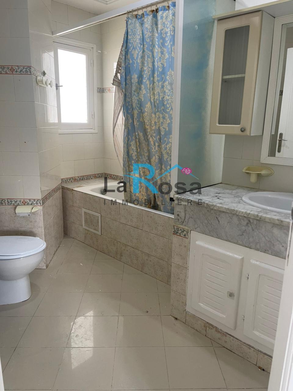 Mnihla&nbsp;Cite Ennasr&nbsp;Location&nbsp;Appart. 4 pi�ces&nbsp;Un spacieux appartement s3 sans vis � vis � ennasr