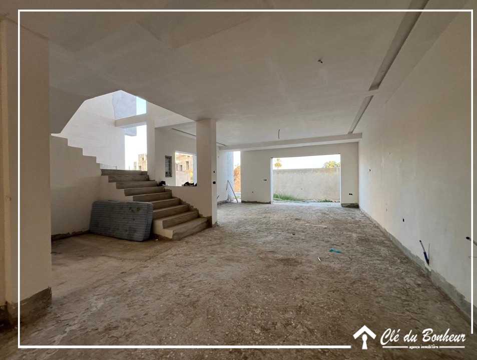 La Soukra&nbsp;La Soukra&nbsp;Vente&nbsp;Maisons&nbsp;Deux villas inachev�es � rue du parc