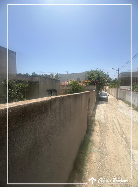 La Soukra&nbsp;Chotrana 3&nbsp;Terrain&nbsp;Terrain nu&nbsp;Terrain pr�s vitatop chotrana 3