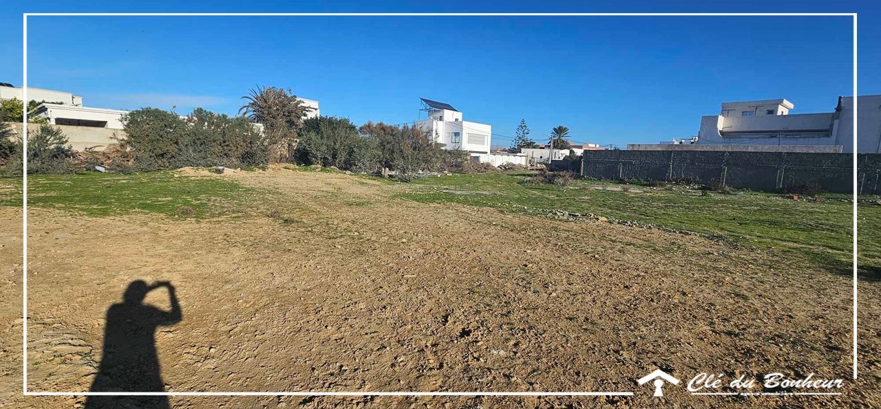 La Soukra&nbsp;Chotrana 3&nbsp;Terrain&nbsp;Terrain nu&nbsp;Terrain pr�s lotissement pardise chotrana 3