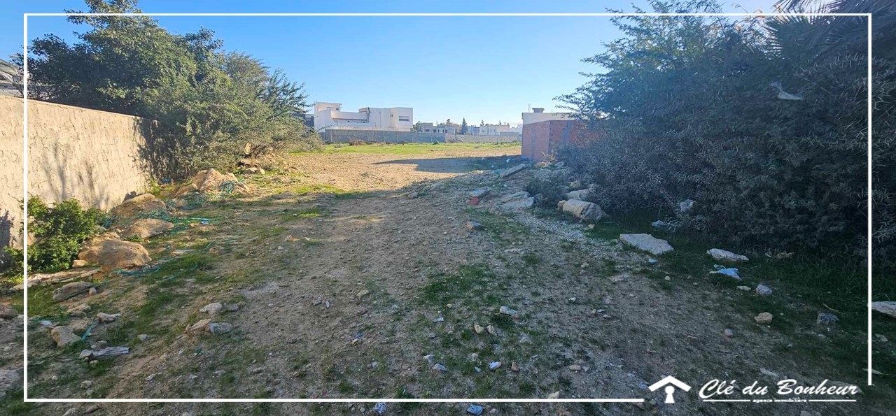 La Soukra&nbsp;Chotrana 3&nbsp;Terrain&nbsp;Terrain nu&nbsp;Terrain pr�s lotissement pardise chotrana 3