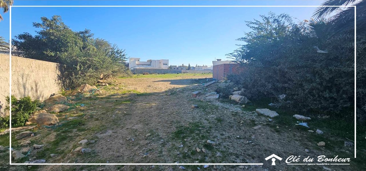 La Soukra&nbsp;Chotrana 3&nbsp;Terrain&nbsp;Terrain nu&nbsp;Terrain pr�s lotissement pardise chotrana 3