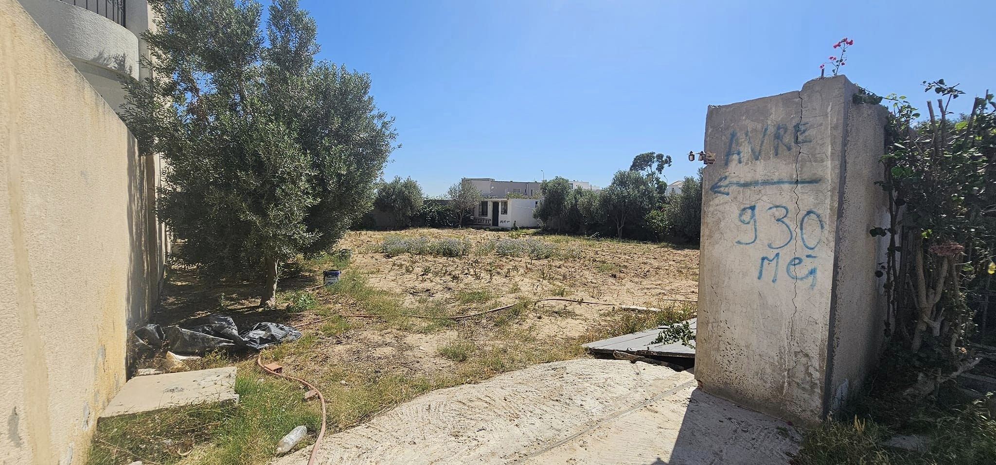 La Soukra&nbsp;Chotrana 3&nbsp;Terrain&nbsp;Terrain nu&nbsp;Terrain pr�s restaurent firma chotrana 3