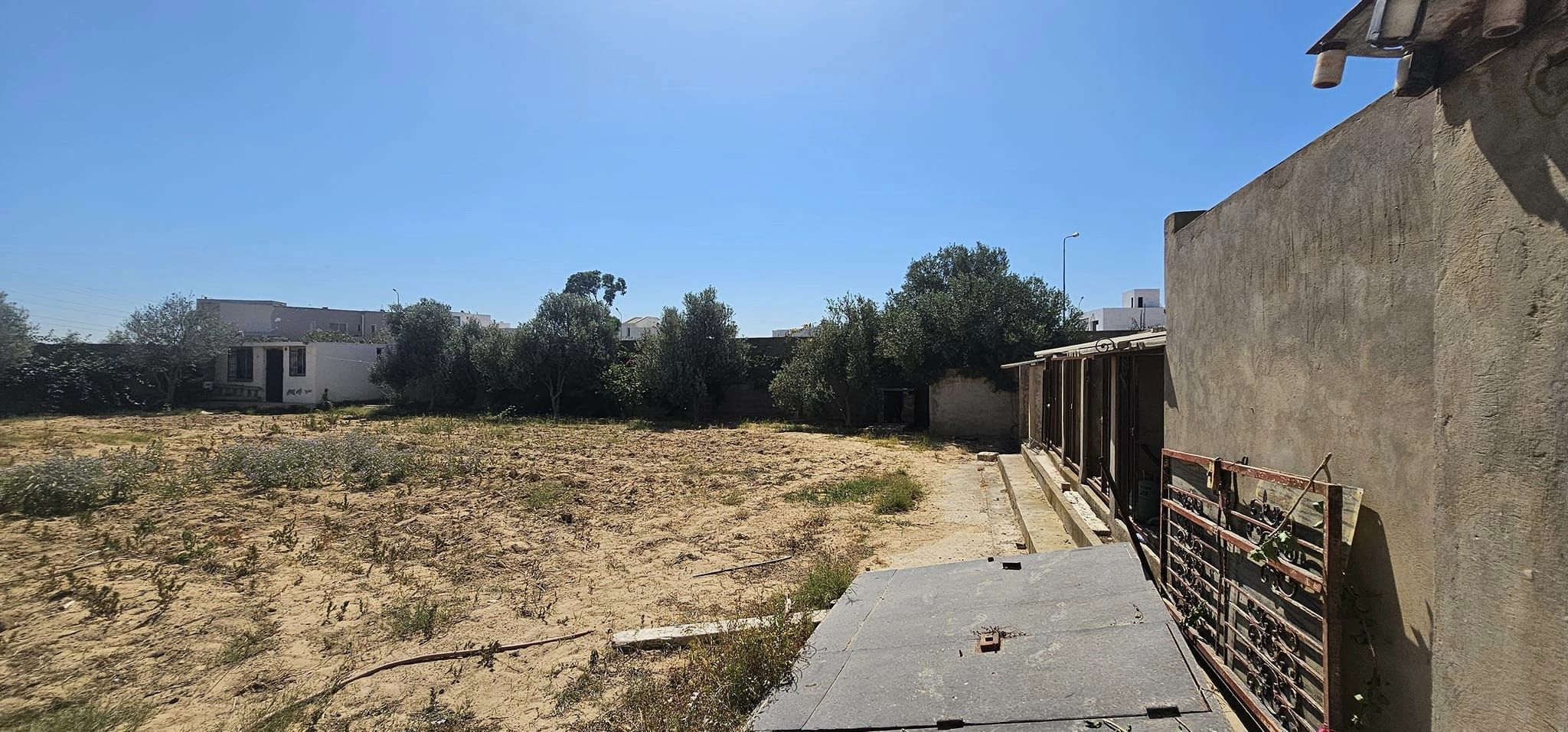 La Soukra&nbsp;Chotrana 3&nbsp;Terrain&nbsp;Terrain nu&nbsp;Terrain pr�s restaurent firma chotrana 3