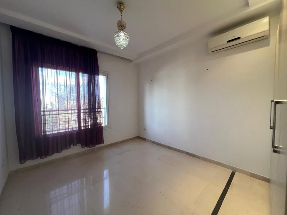 La Soukra&nbsp;La Soukra&nbsp;Location&nbsp;Appart. 3 pi�ces&nbsp;Superbe appartement s3 � la soukra