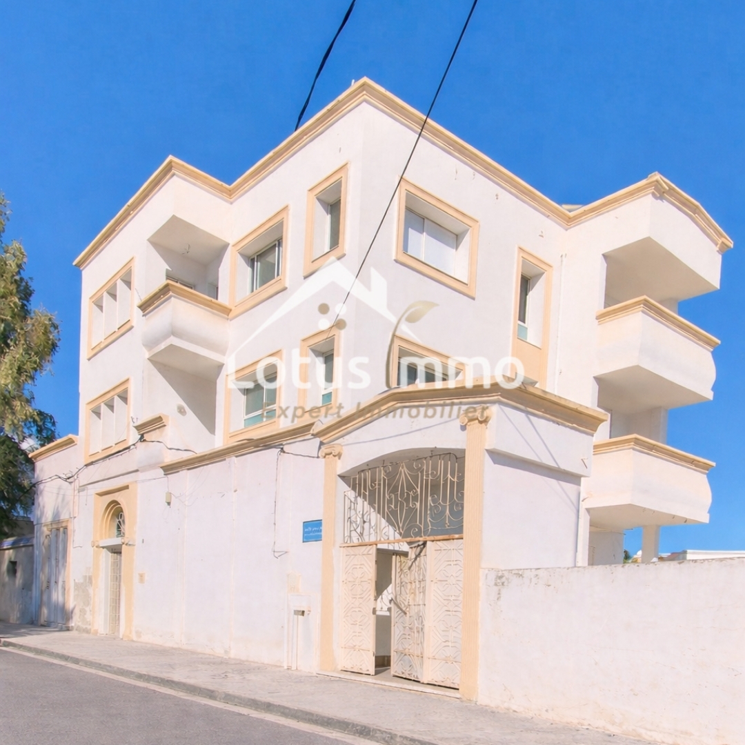 Sidi El Bechir&nbsp;Monfleury&nbsp;Bureaux & Commerces&nbsp;Bureau&nbsp;Immeuble bureautique sur art�re principale