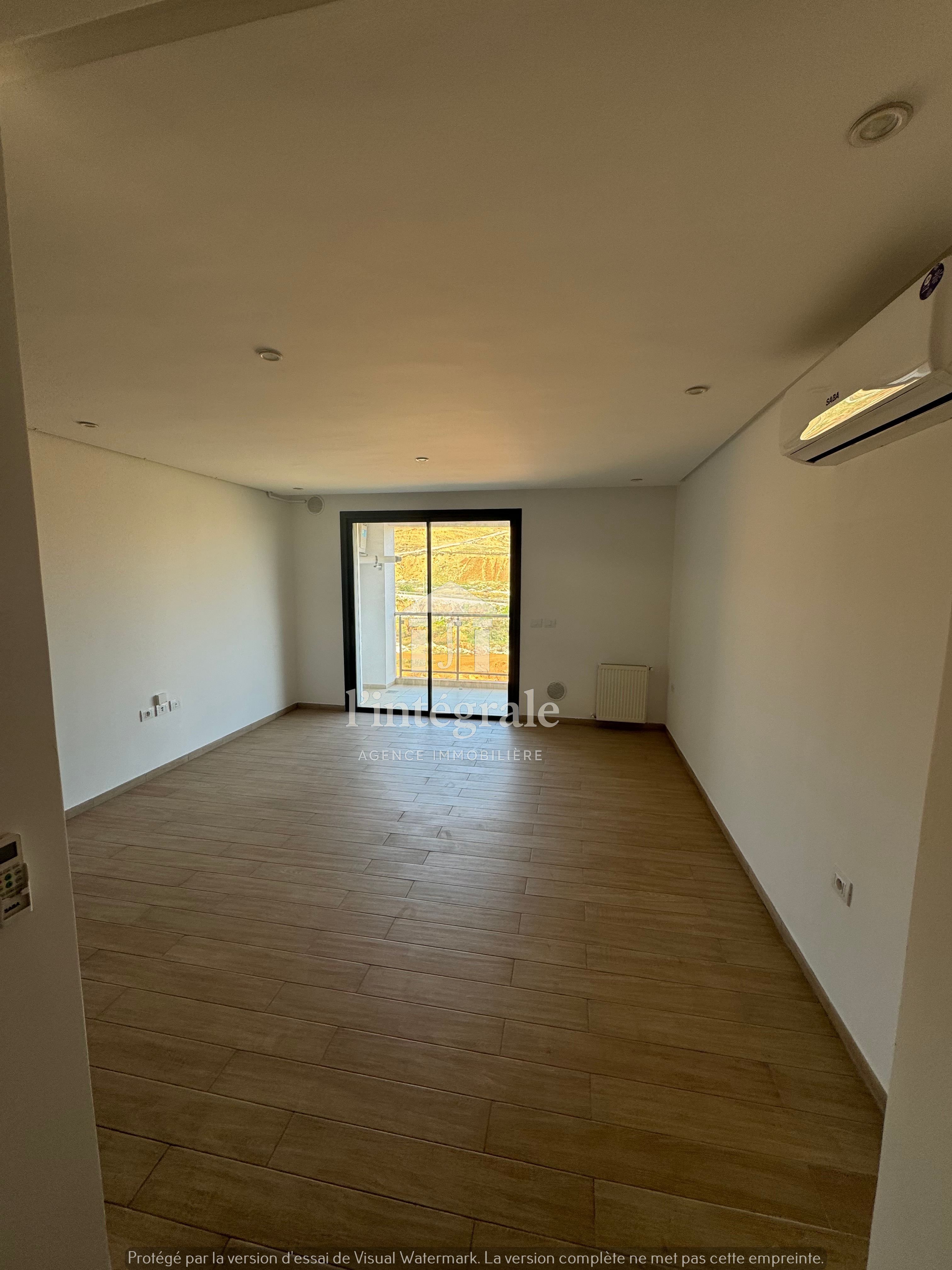 Ariana Ville&nbsp;Cite Ennasr 2&nbsp;Location&nbsp;Appart. 2 pi�ces&nbsp;Spacieux s1 de tr�s haut standing