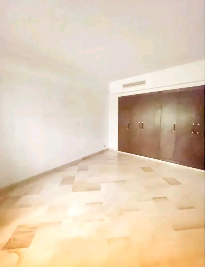 Ariana Ville&nbsp;Cite Ennasr 2&nbsp;Location&nbsp;Appart. 3 pi�ces&nbsp;Un appart s 2 a cit� nasr 2