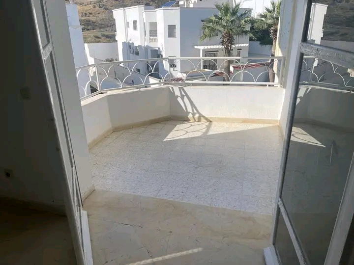 Ariana Ville&nbsp;Cite Ennasr 2&nbsp;Location&nbsp;Appart. 4 pi�ces&nbsp;Appart s 3 cit� nasr 1