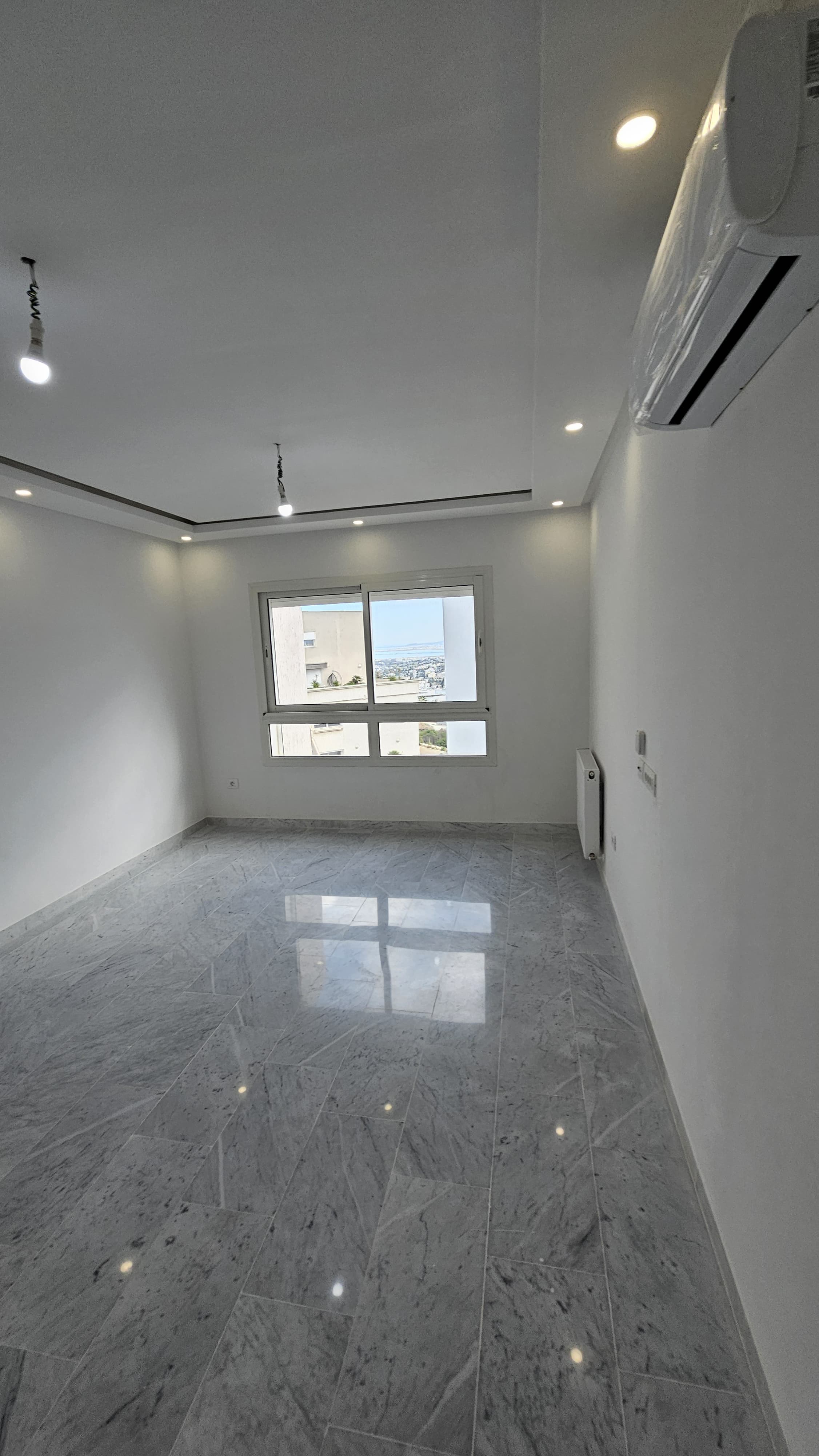 El Menzah&nbsp;El Menzah 9&nbsp;Location&nbsp;Appart. 2 pi�ces&nbsp;Un aprt s 1 jamais habit� menzah 9 c