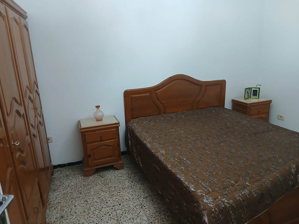 El Mourouj&nbsp;El Mourouj&nbsp;Location&nbsp;Appart. 2 pi�ces&nbsp;Rdc d'une maison meubl�e