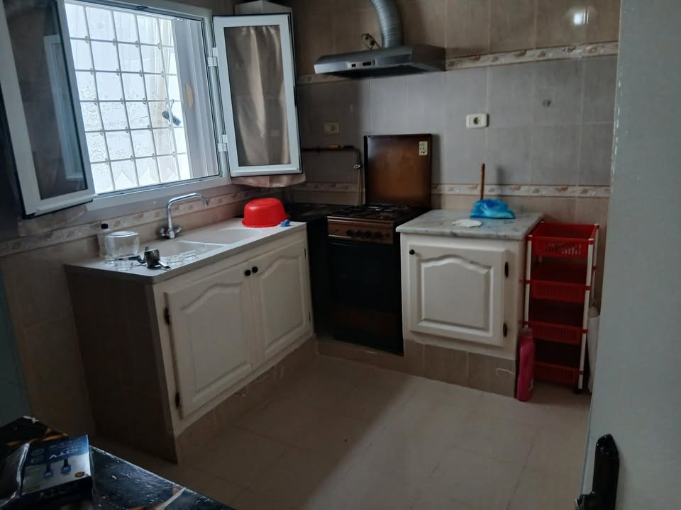 El Mourouj&nbsp;El Mourouj&nbsp;Location&nbsp;Appart. 2 pi�ces&nbsp;Rdc d'une maison meubl�e