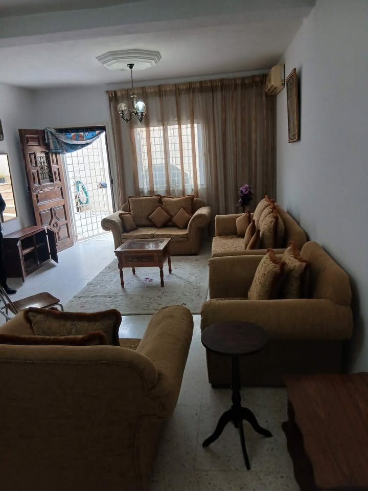 El Mourouj&nbsp;El Mourouj&nbsp;Location&nbsp;Appart. 2 pi�ces&nbsp;Rdc d'une maison meubl�e