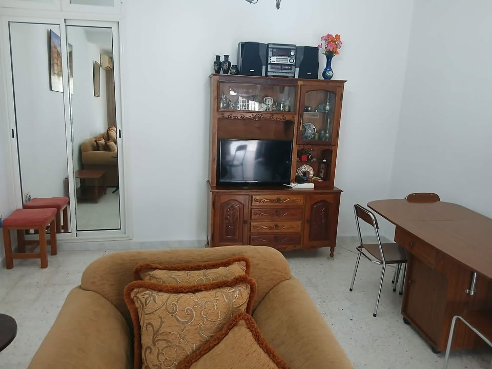 El Mourouj&nbsp;El Mourouj&nbsp;Location&nbsp;Appart. 2 pi�ces&nbsp;Rdc d'une maison meubl�e