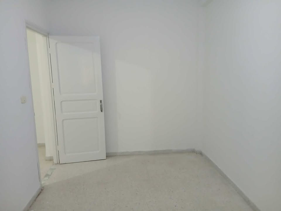 El Mourouj&nbsp;El Mourouj&nbsp;Location&nbsp;Appart. 3 pi�ces&nbsp;App chalkh mohamed