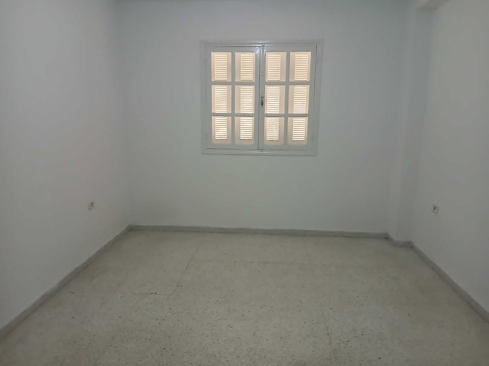 El Mourouj&nbsp;El Mourouj&nbsp;Location&nbsp;Appart. 3 pi�ces&nbsp;App chalkh mohamed