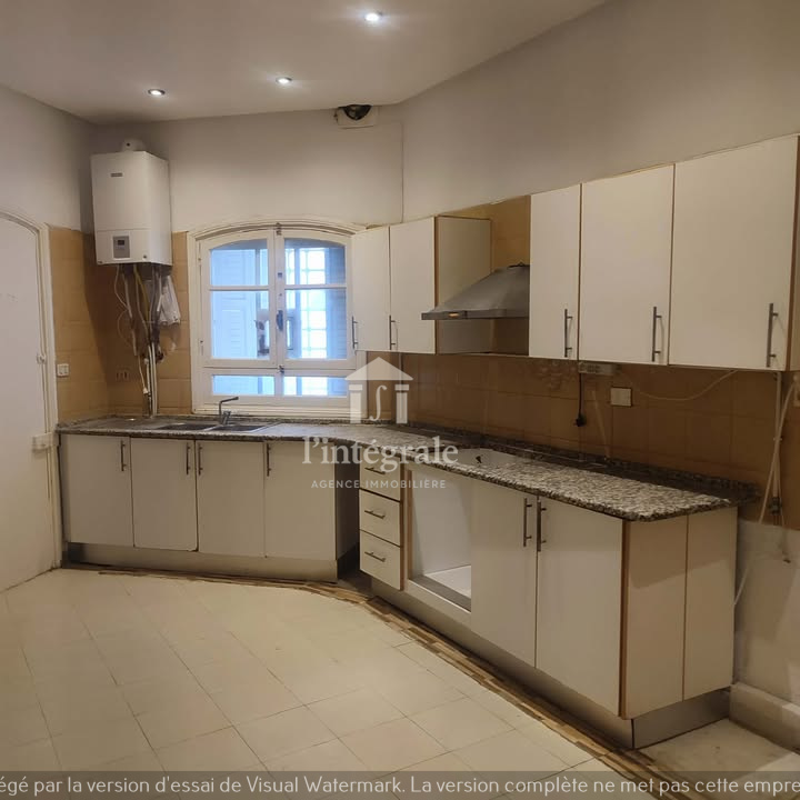 El Menzah&nbsp;El Menzah 9&nbsp;Location&nbsp;Maisons&nbsp;S4 r�ez de chauss�e avec jardin