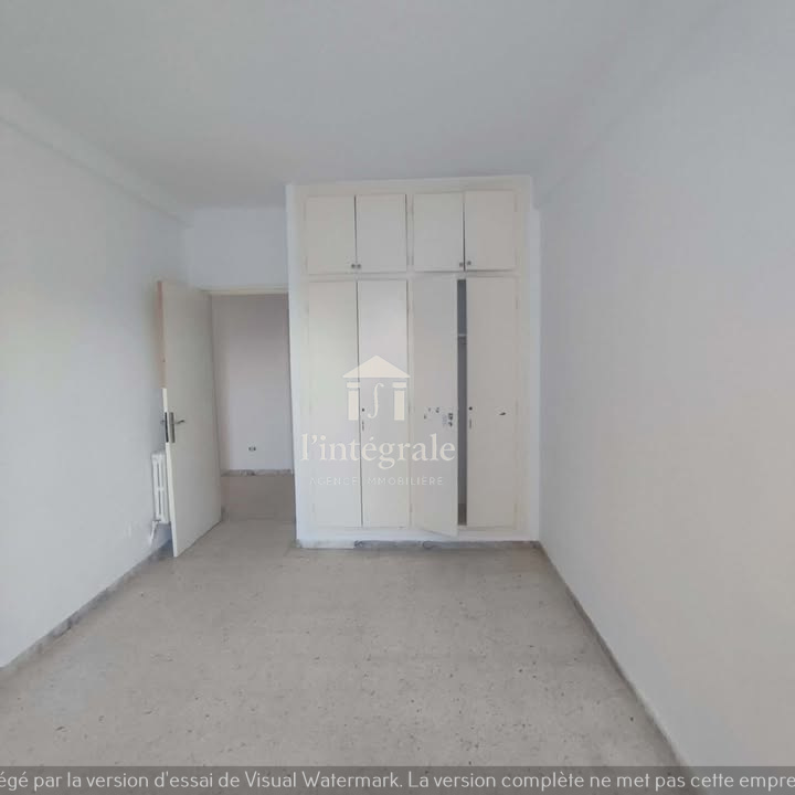 El Menzah&nbsp;El Menzah 9&nbsp;Location&nbsp;Maisons&nbsp;S4 r�ez de chauss�e avec jardin